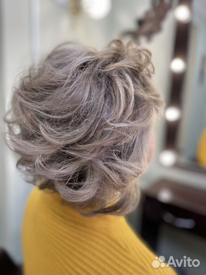 Окрашивание волос, стрижки