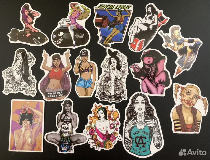 Наклейки с девушками
