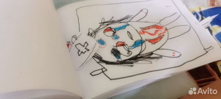 Альбом с игрушками