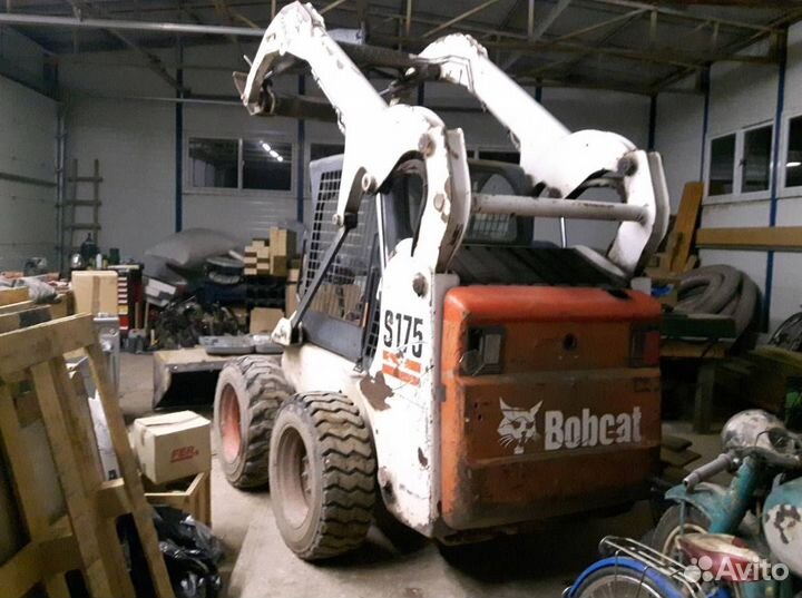 На разборке Бобкэт Bobcat