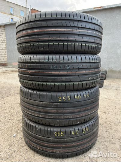Pirelli P Zero PZ4 255/40 R21