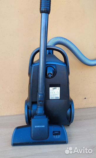 Пылесос Samsung SC8832