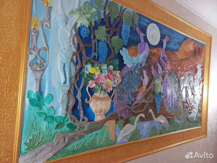 Картина баралефная на стине