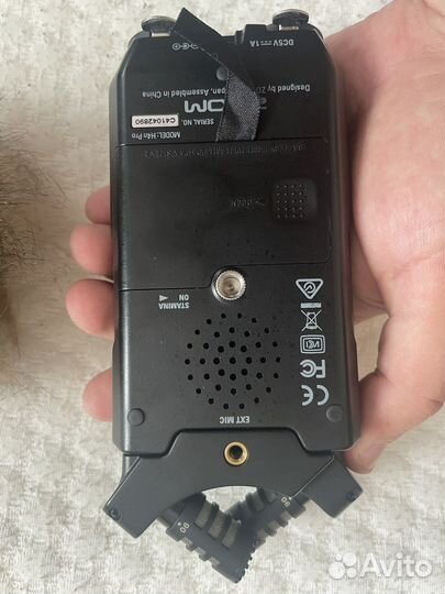 Рекордер Zoom H4N Pro