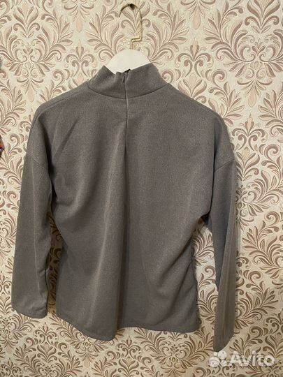 Костюм женский 48 размер