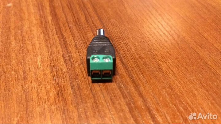 Штекер питания для адаптера