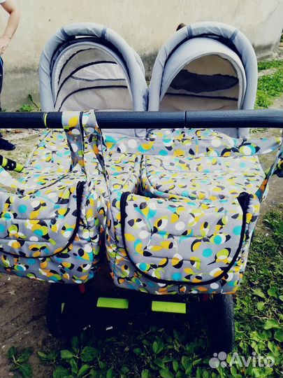 Детская коляска для двойни