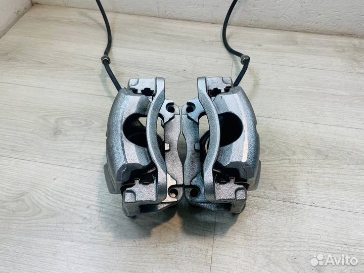 Суппорта передние Nissan X-trail 31 Qashqai J10