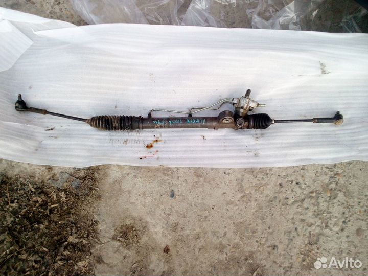 Nissan Almera N16 RHD рулевая рейка б.у