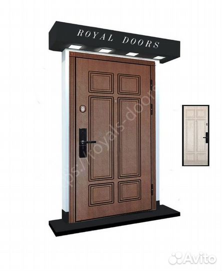 Трехконтурная металлическая дверь