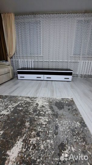 Тумба под телевизор бу