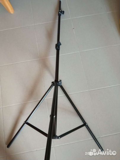 Штатив 2м