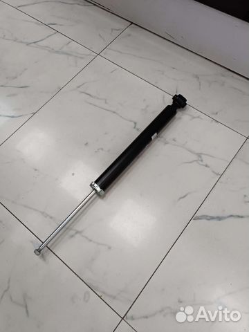 Амортизатор задний Mercedes-Benz W204