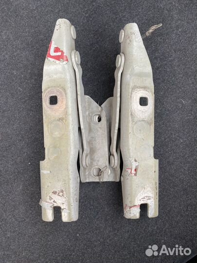 Петли капота bmw e60