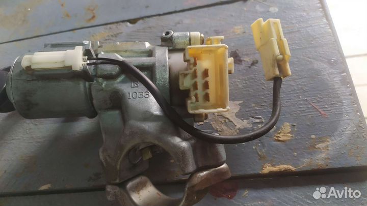 Замок зажигания ipsum