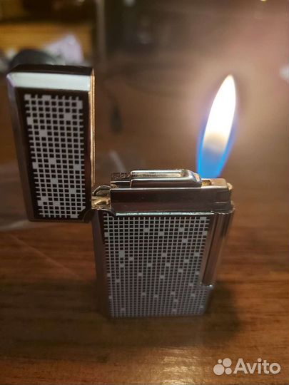 Зажигалка газовая