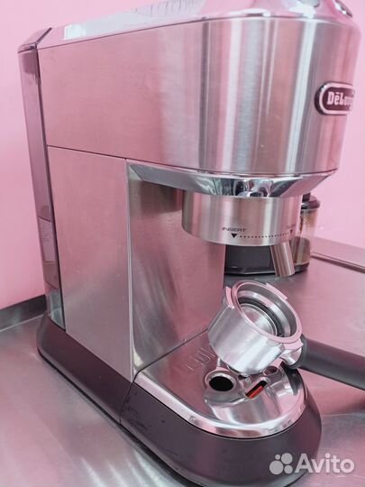 Кофеварка рожковая delonghi