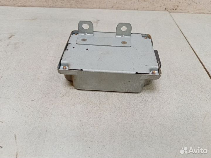 Блок управления Мазда Xedos 9