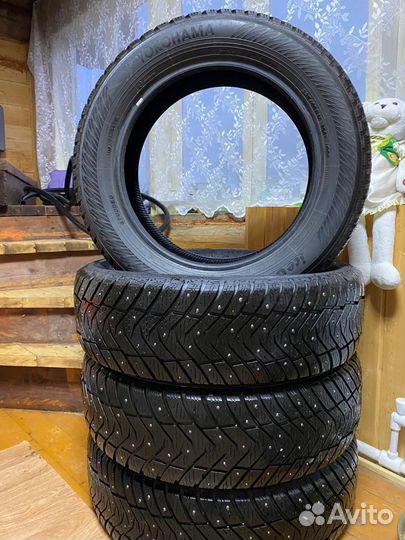 Yokohama IceGuard Stud IG65 2.25/60 R18