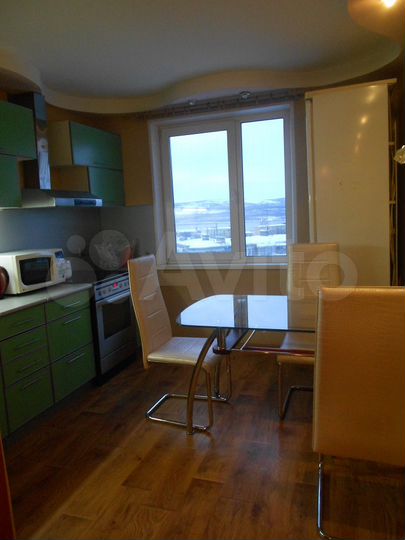 2-к. квартира, 56 м², 5/9 эт.
