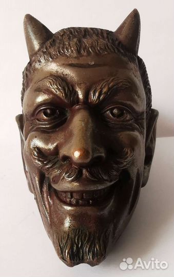 Антикварная пепельница Черт Мефистофель. 30е СССР