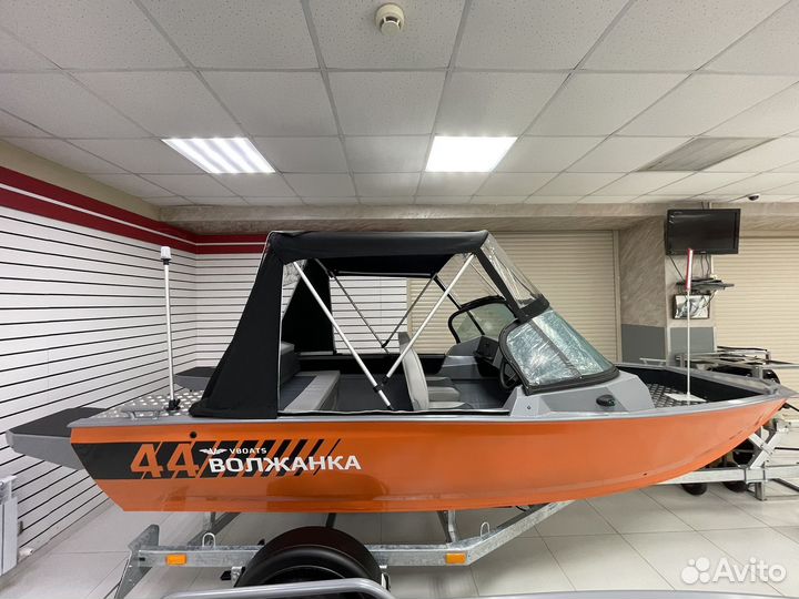 Лодка Волжанка 44 Fish c Mercury F 40 все новое