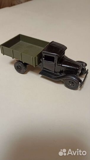 Модели автомобилей с повреждениями