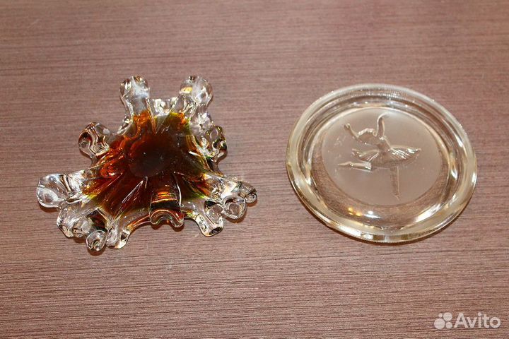 Пепельница из цветного стекла СССР