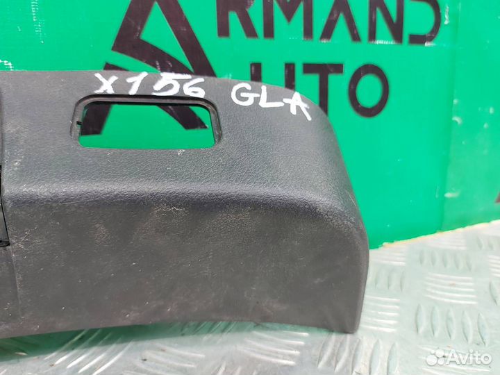 Обшивка двери багажника Mercedes Gla-Class X156
