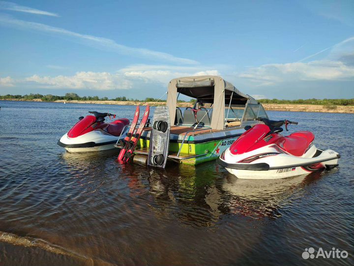 Прогулки на катере,Гидроцикл,Ватрушка, Водные лыжи