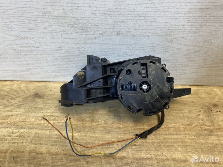 Моторчик зеркала Nissan X-Trail T31