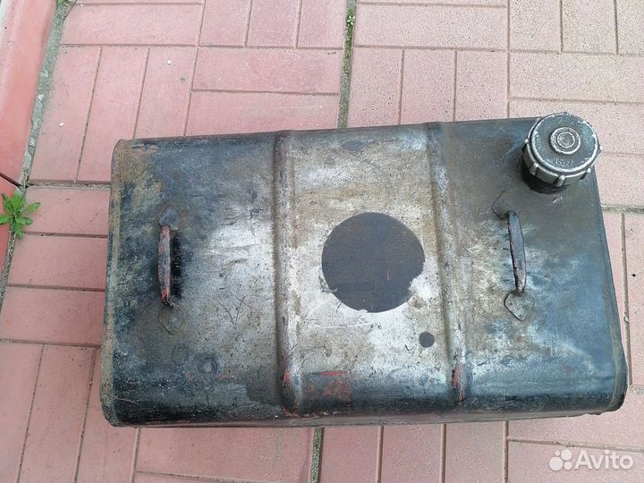 Канистра для бензина 40литров