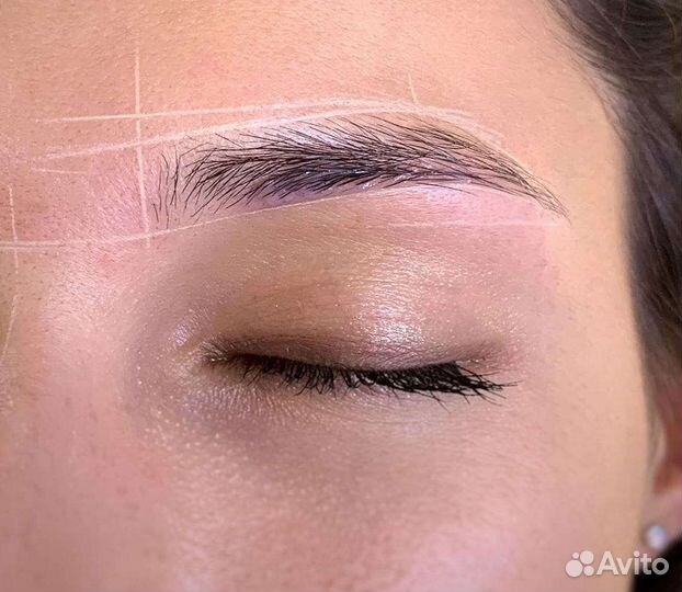 Мастер бровист