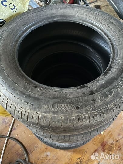 Bridgestone Dueler H/P Sport 215/65 R16 98T