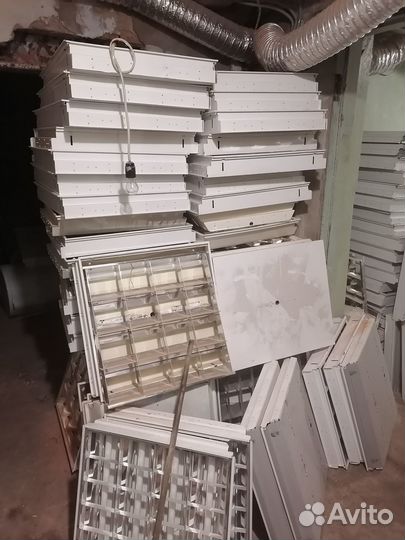 Продам светильники бу