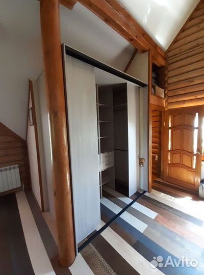 Шкаф в прихожую на заказ от производителя