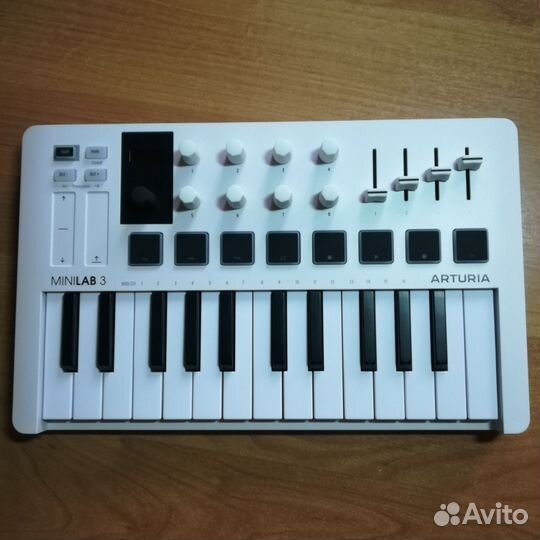 Arturia Minilab 3