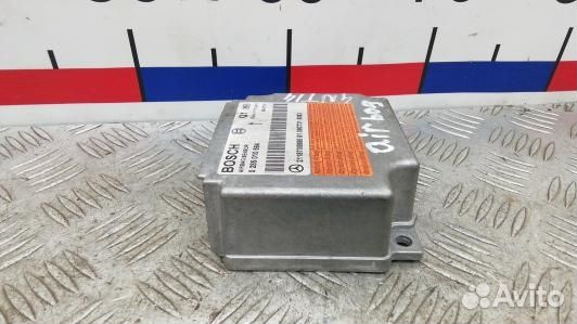 Блок управления airbag mercedes benz CLS C219 (4NT