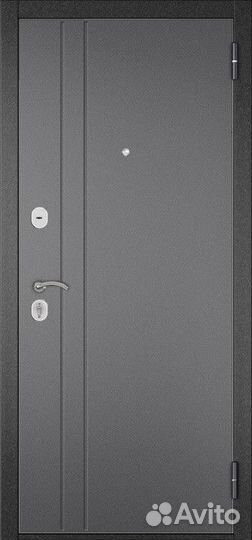 Металлические двери в квартиру