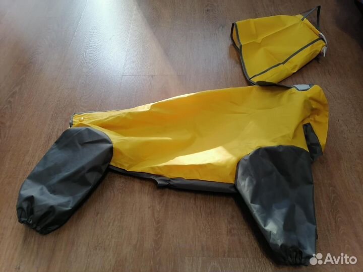 Комбинезон - дождевик для средней собаки