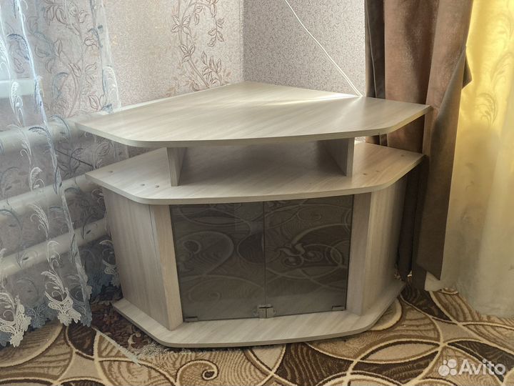 Тумба под тв угловая