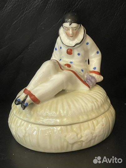 Старинная фарфоровая шкатулка Клоун