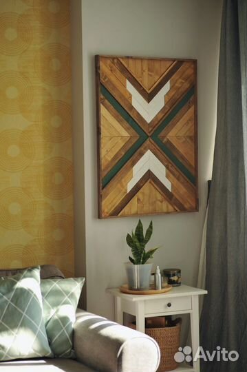 Деревянное панно