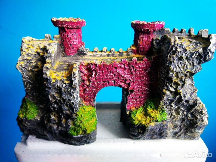 Грот замок в аквариум