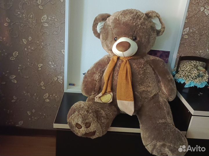 Большие плюшевые медведи