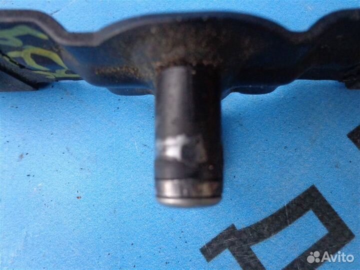 Ответная часть замка багажника VW Passat B6