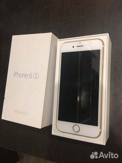 iPhone 6S, 64 ГБ