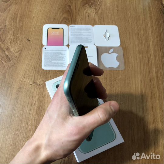 iPhone 11, 256 ГБ