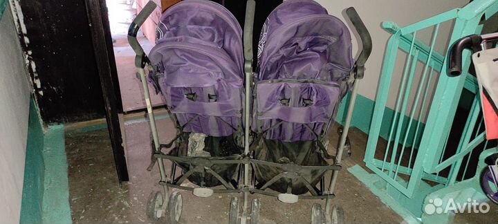 Коляска для двойни
