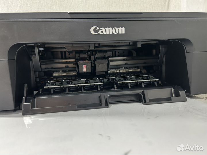Цветной струйный принтер canon